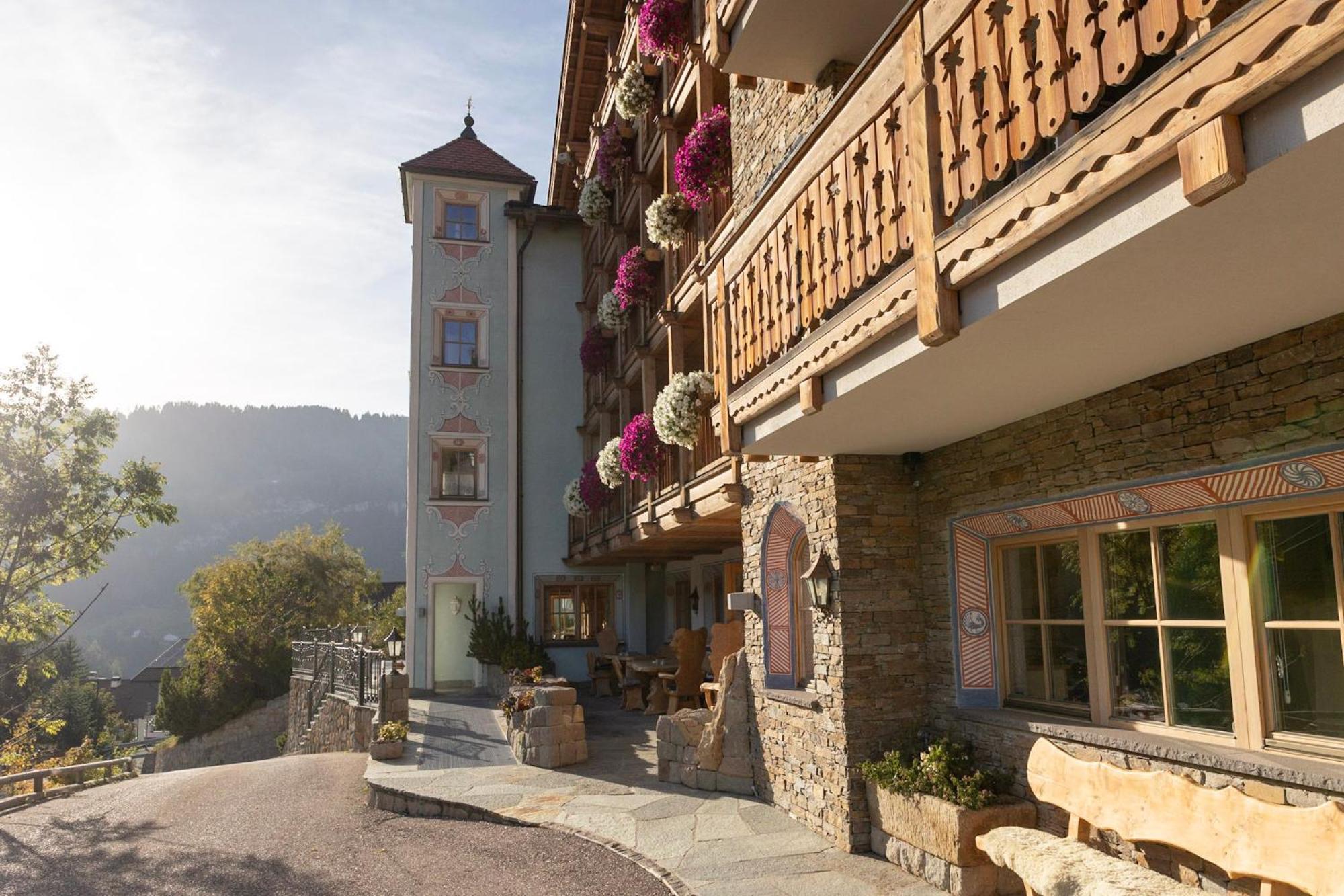 Dorfhotel Beludei Santa Cristina Val Gardena Buitenkant foto