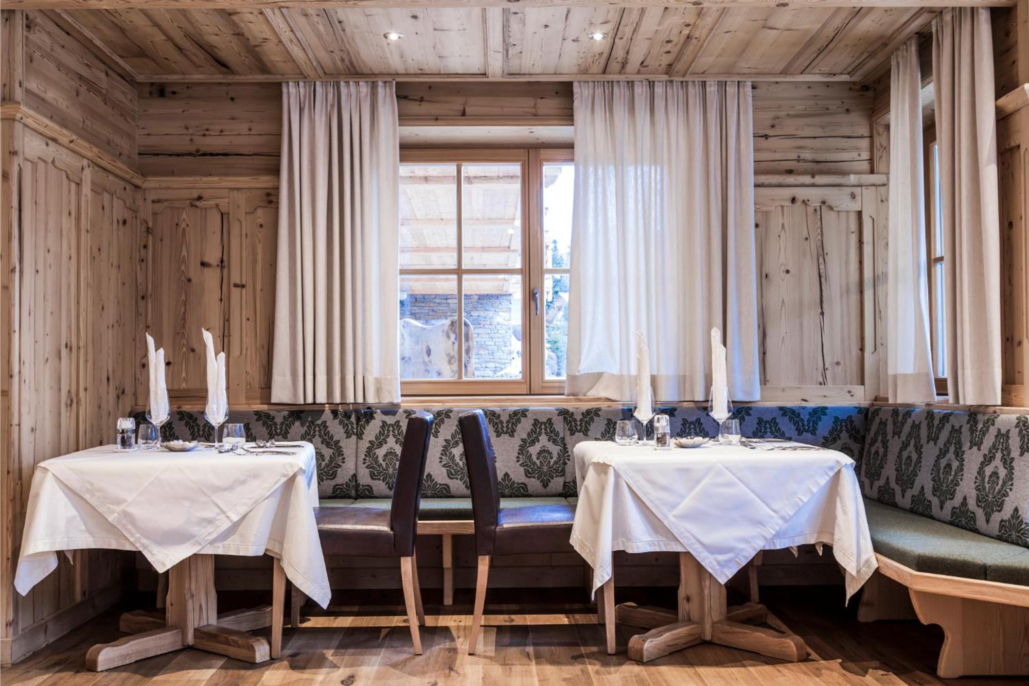 Dorfhotel Beludei Santa Cristina Val Gardena Buitenkant foto